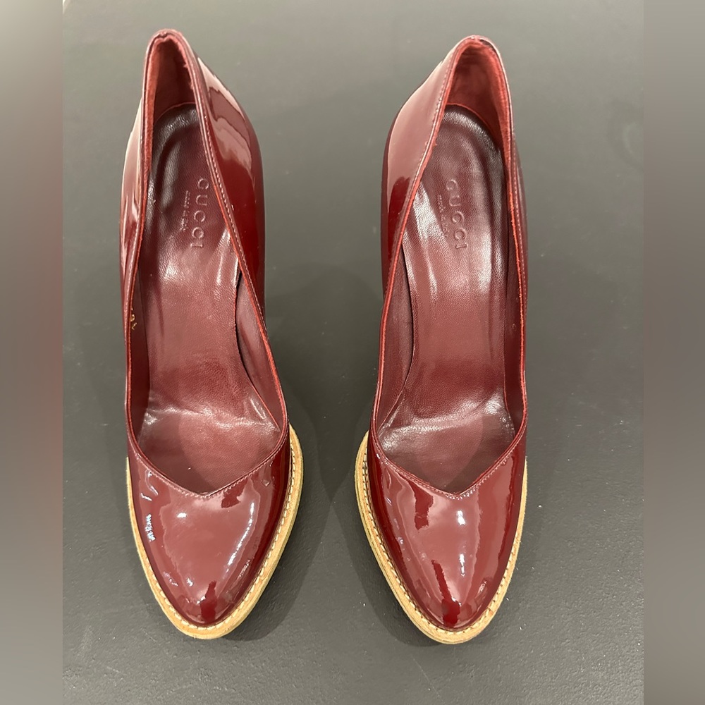 Gucci patent leather pumps
